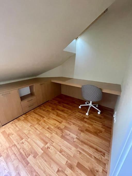 Huge Two Floor Apartment On The Park Colonnade With Free Parking For One Car, 160 Sqm Karlsbad Buitenkant foto